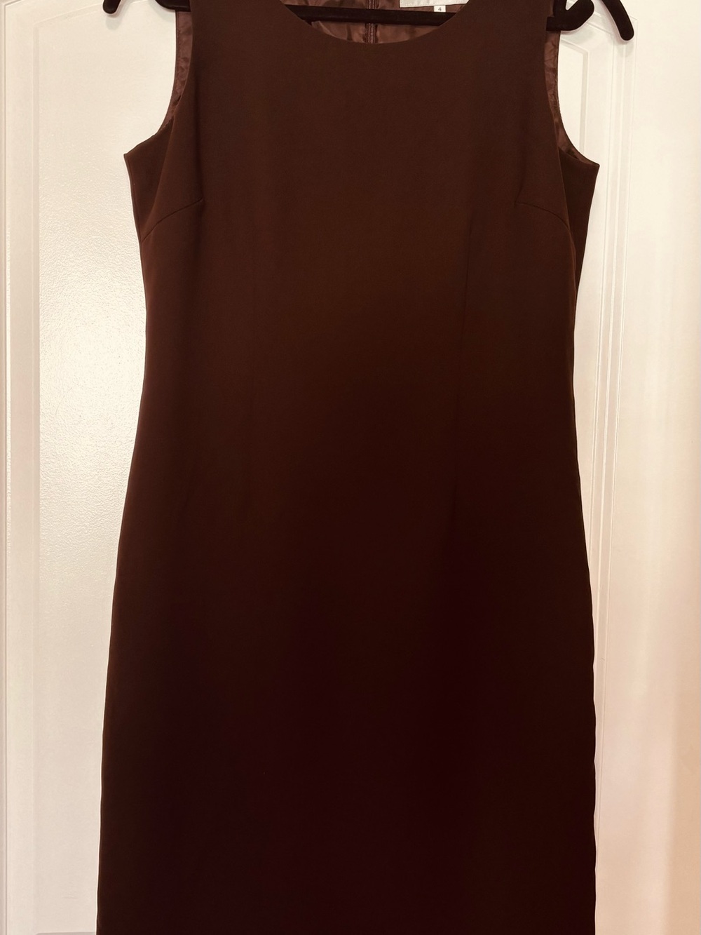 Jones Studio Classic Sleeveless Brown Sheath Dress